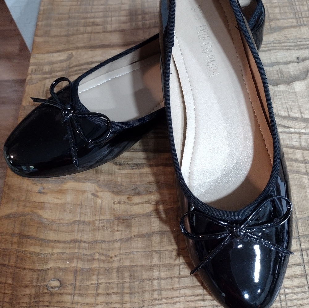 Dream Pairs Black Flats 8 1/2